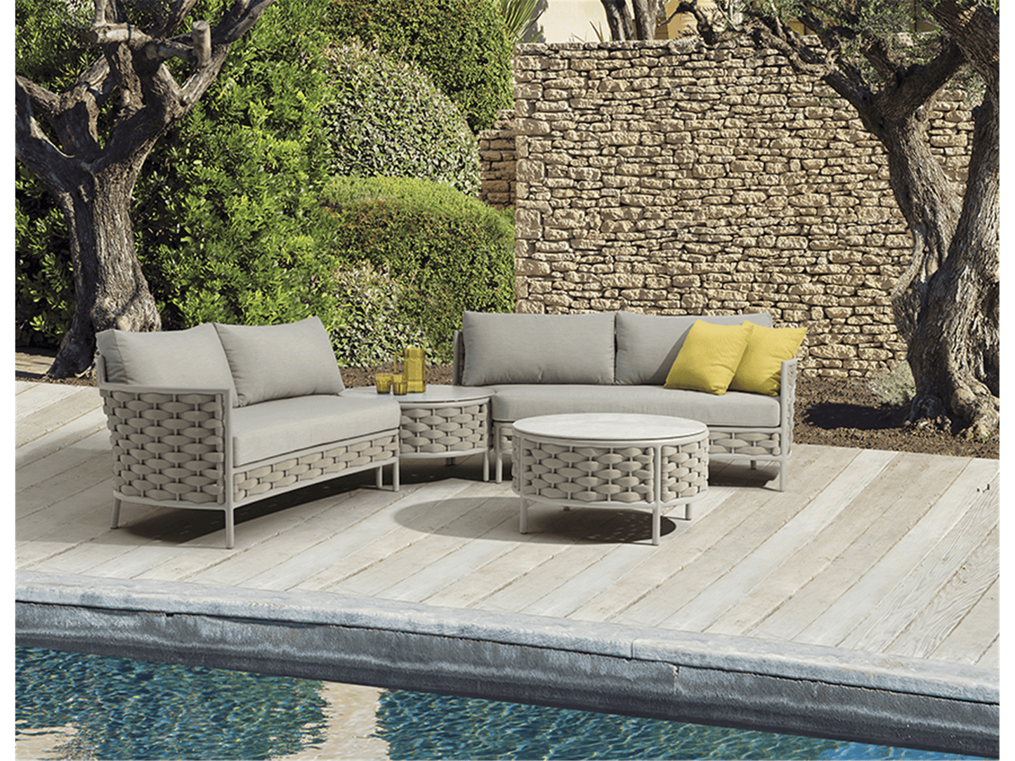 Divano Nita Loop con maniglia