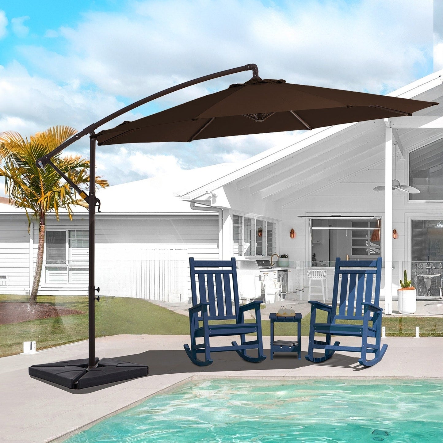 Ombrellone a sbalzo in acciaio da 10 piedi con sollevamento a manovella e base zavorrata