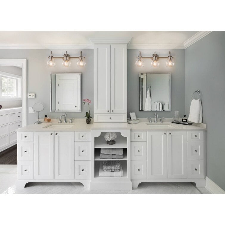 Applique da parete per mobiletto da bagno a 2/3 luci con paralume in vetro