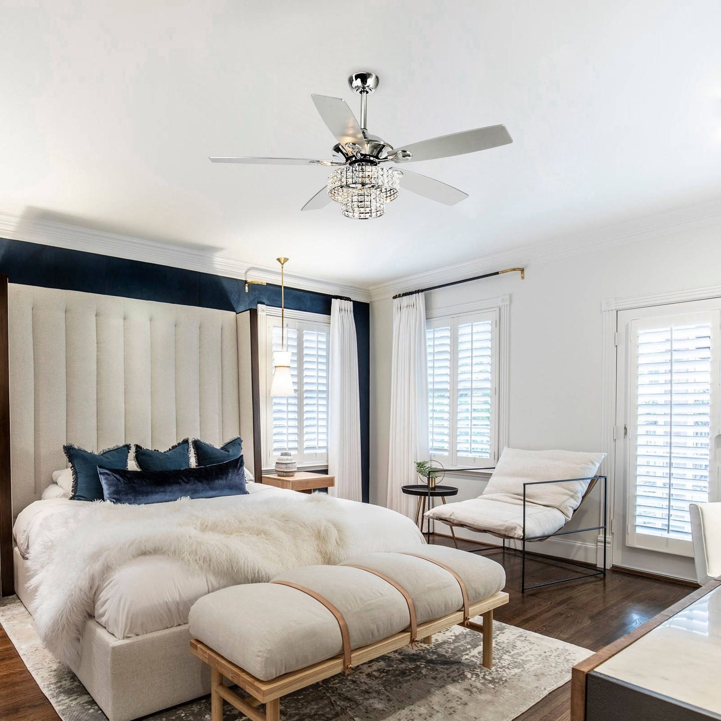 Ventilatore da soffitto moderno in cristallo cromato da 52 pollici con 5 pale in legno e telecomando