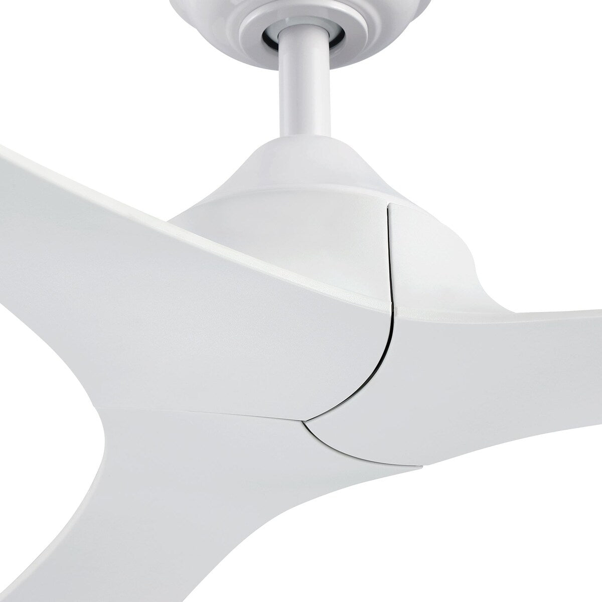 Ventilatore da soffitto moderno a 3 pale con elica nera da 56 pollici e telecomando