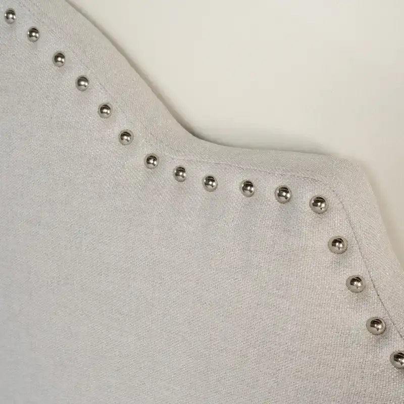 Testiera regolabile in tessuto con borchie Bianca per letto matrimoniale/queen size di Christopher Knight Home