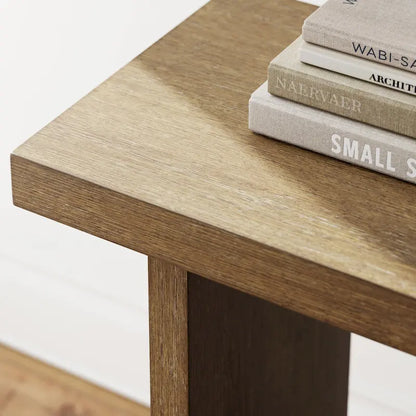 Tavolo consolle Nathan James Virgo Farmhouse a 2 livelli con finitura in legno spazzolato