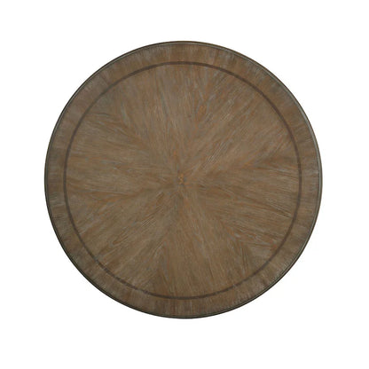 Set da pranzo rotondo da 7 pezzi Caelum Farmhouse con rivestimento in tessuto bianco di The Gray Barn