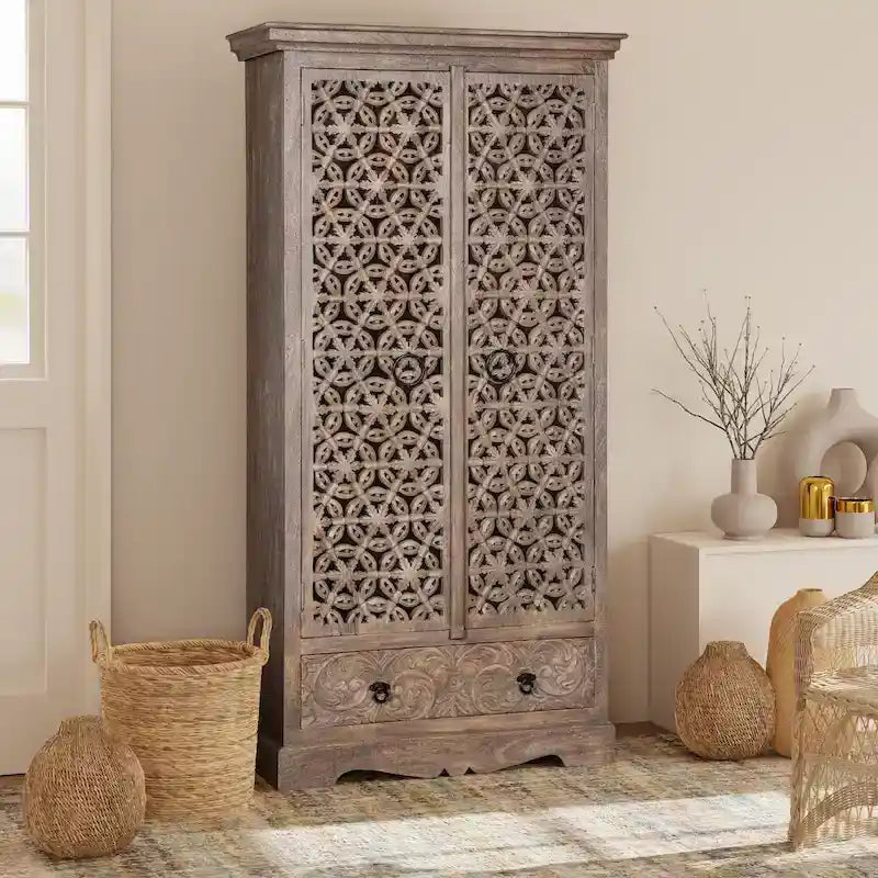 Maadze Mandolin 70.6 Armadio alto intagliato con ripiani e cassetti