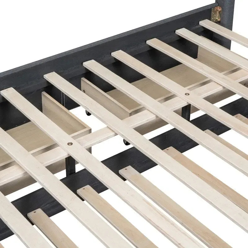Letto a piattaforma imbottito in lino con 2 cassetti e rotelle, formato matrimoniale/matrimoniale