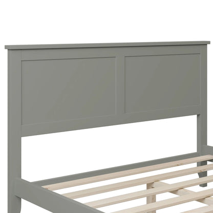 Letto moderno con piattaforma in legno massello