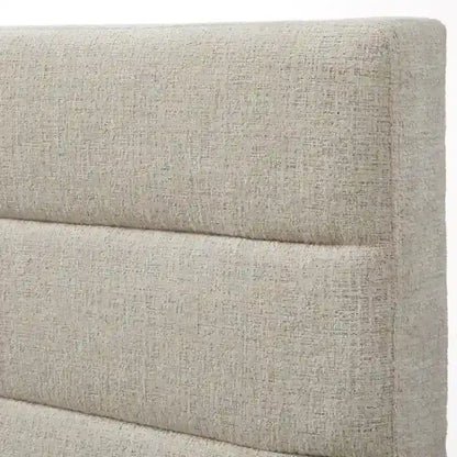 Letto matrimoniale imbottito con schienale a canale Lifestorey Raquel