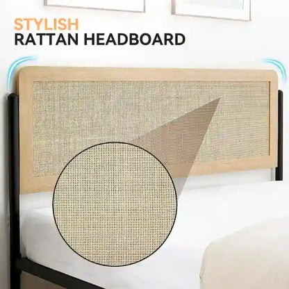 Struttura letto in legno e metallo con testiera in rattan