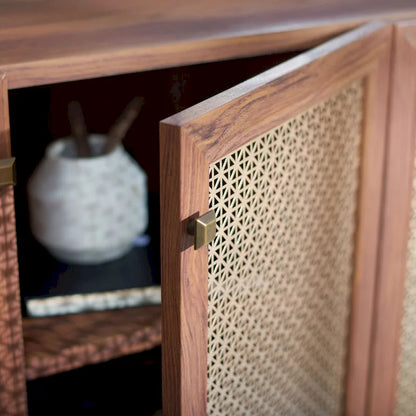 Mobile porta TV SAFAVIEH Micaela da 63 pollici con 4 ante - 63,1 L x 16,3 P x 31,7 A - 63 L x 16 P x 32 A