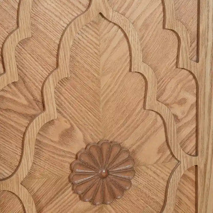 Credenza con porta a forma di fiore intagliato, grande, credenza e buffet