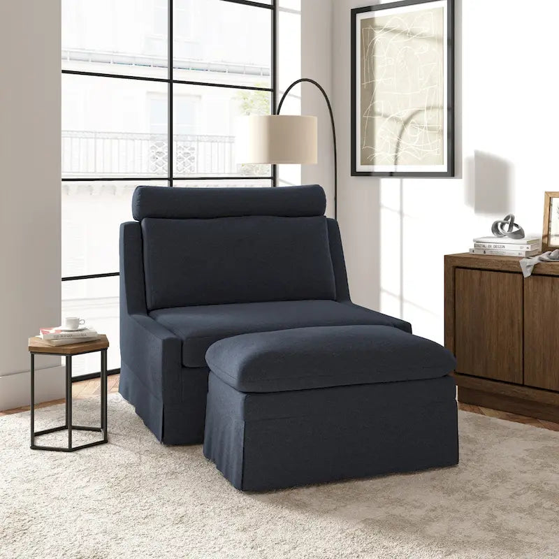 Anne 45 W Modern Poltrona con Pouf Rivestita di HULALA HOME