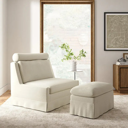 Anne 45 W Modern Poltrona con Pouf Rivestita di HULALA HOME