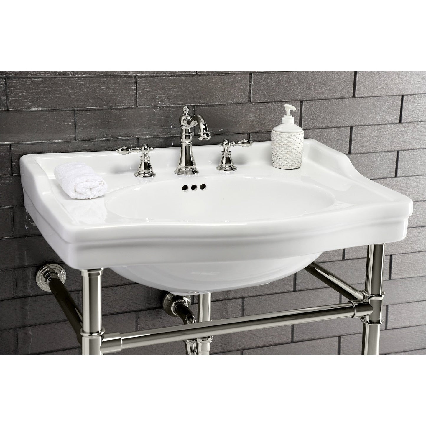 Rubinetto per bagno diffuso classico americano