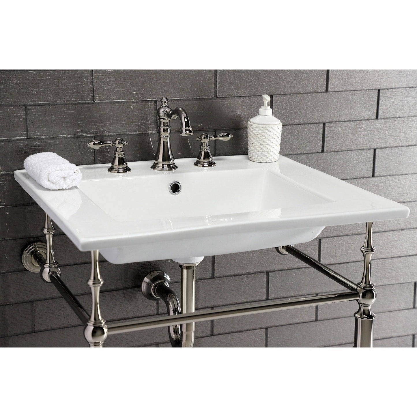Rubinetto per bagno diffuso classico americano