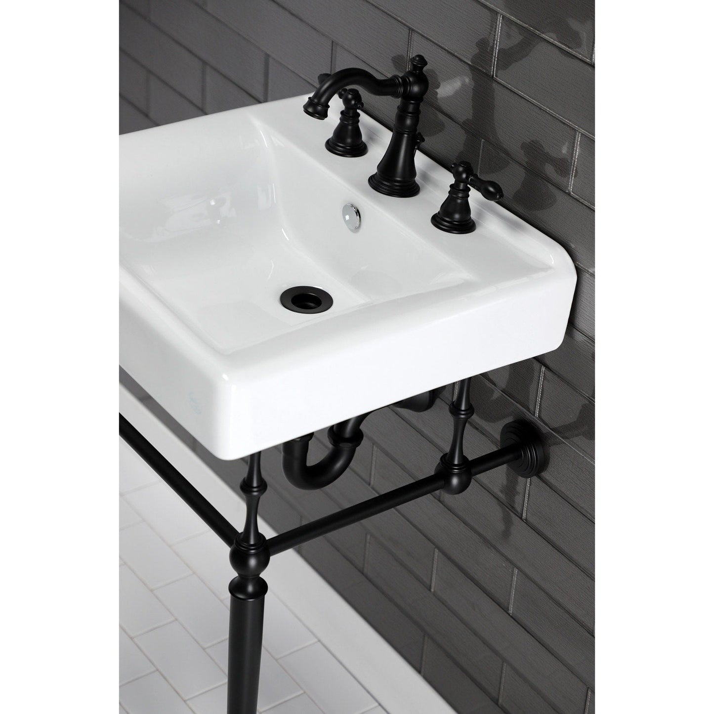 Rubinetto per bagno diffuso classico americano