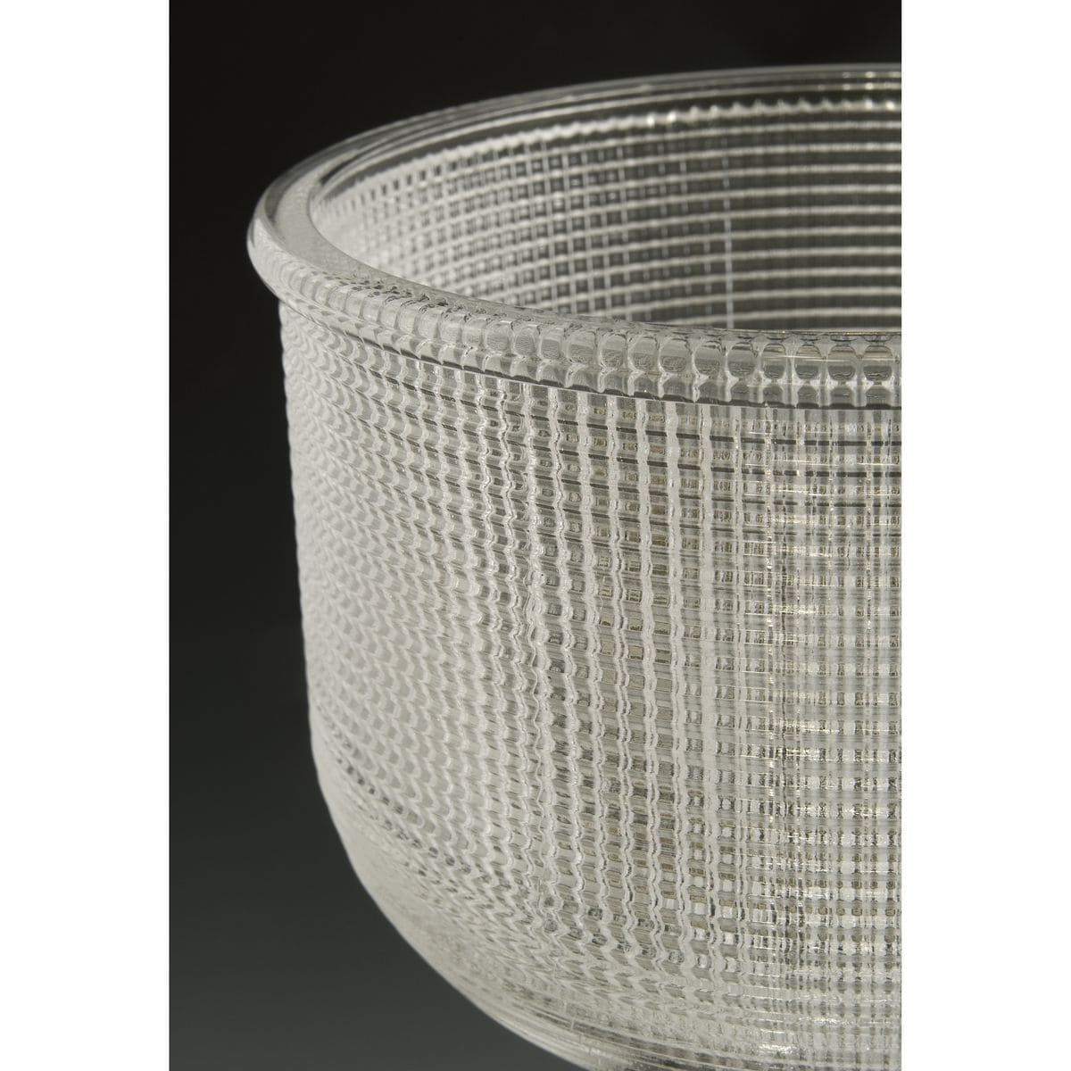 Lampada da bagno in stile costiero con tre luci, in cromo lucido e vetro prismatico trasparente doppio, collezione Archie - 8,75 x 26,25 x 7,25