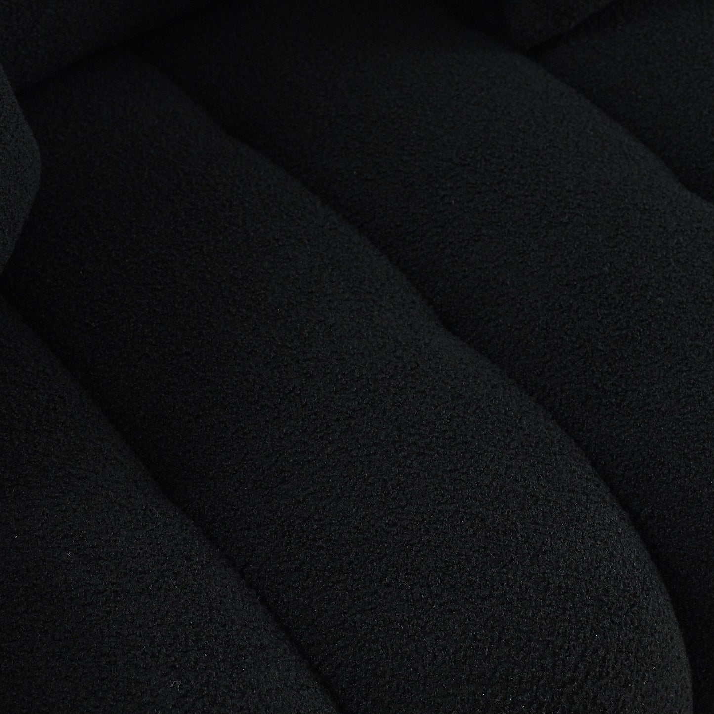 Divano Teddy nero a 3 posti con cuscini posteriori e struttura in legno