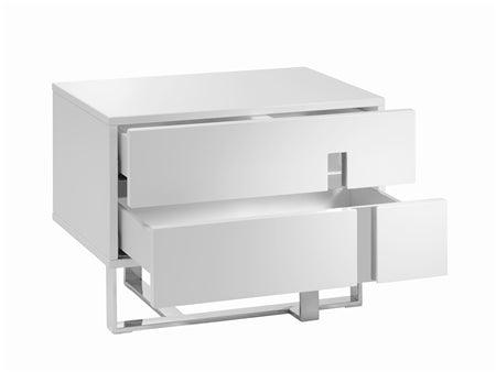 Comodino Conor White