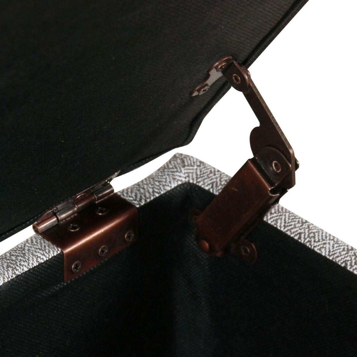 Panca contenitore imbottita Copper Grove Muscari con finiture a borchie