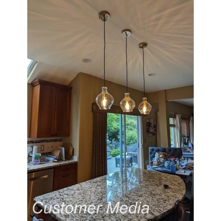 Lampada a sospensione moderna in ottone Coria Mid-Century, 1 luce, elegante, dimmerabile, per isola cucina, vetro scanalato, sala da pranzo