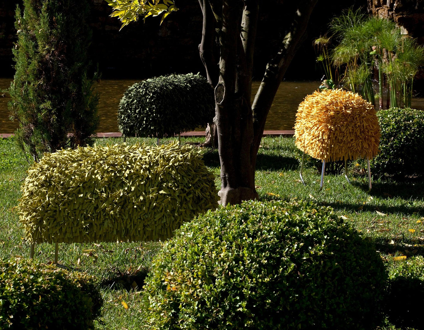 SGABELLO A DONDOLO HARRY