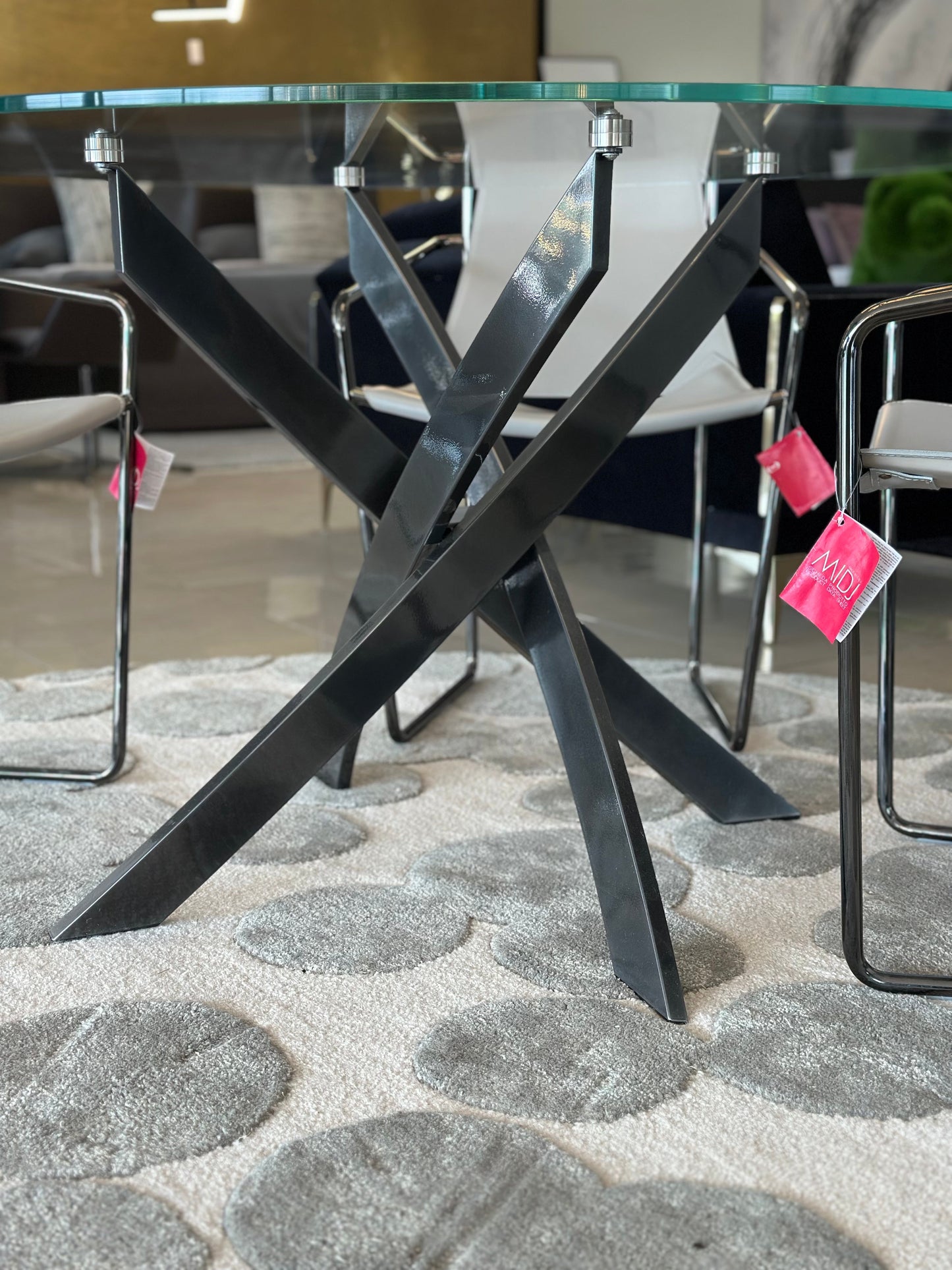 TAVOLO DA PRANZO ROTONDO + 4 SEDIE