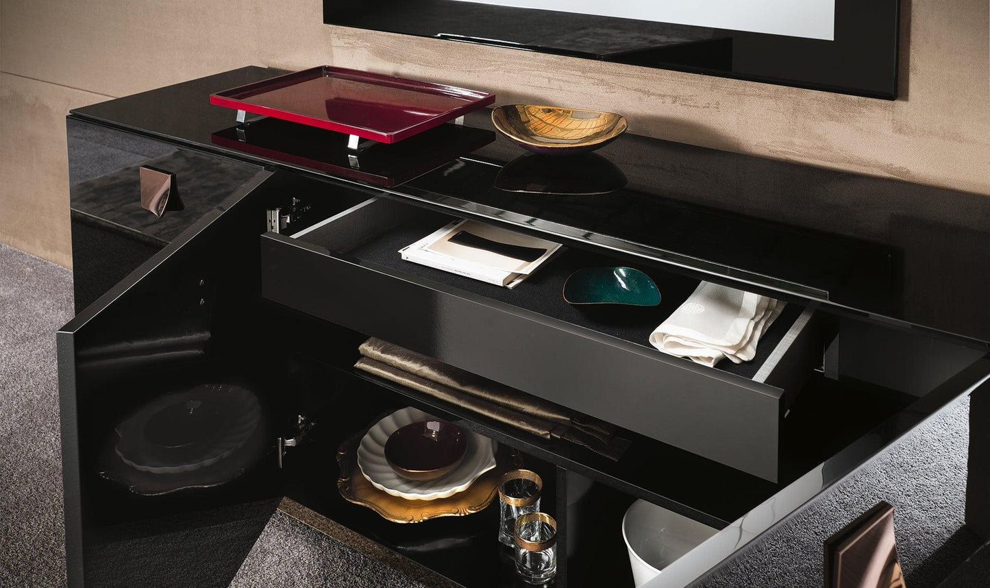 Vetrina delle curiosità glamour