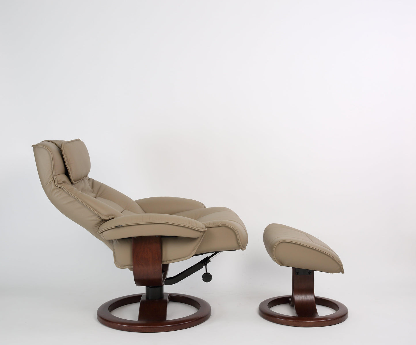 Poltrona reclinabile in pelle Mustang R