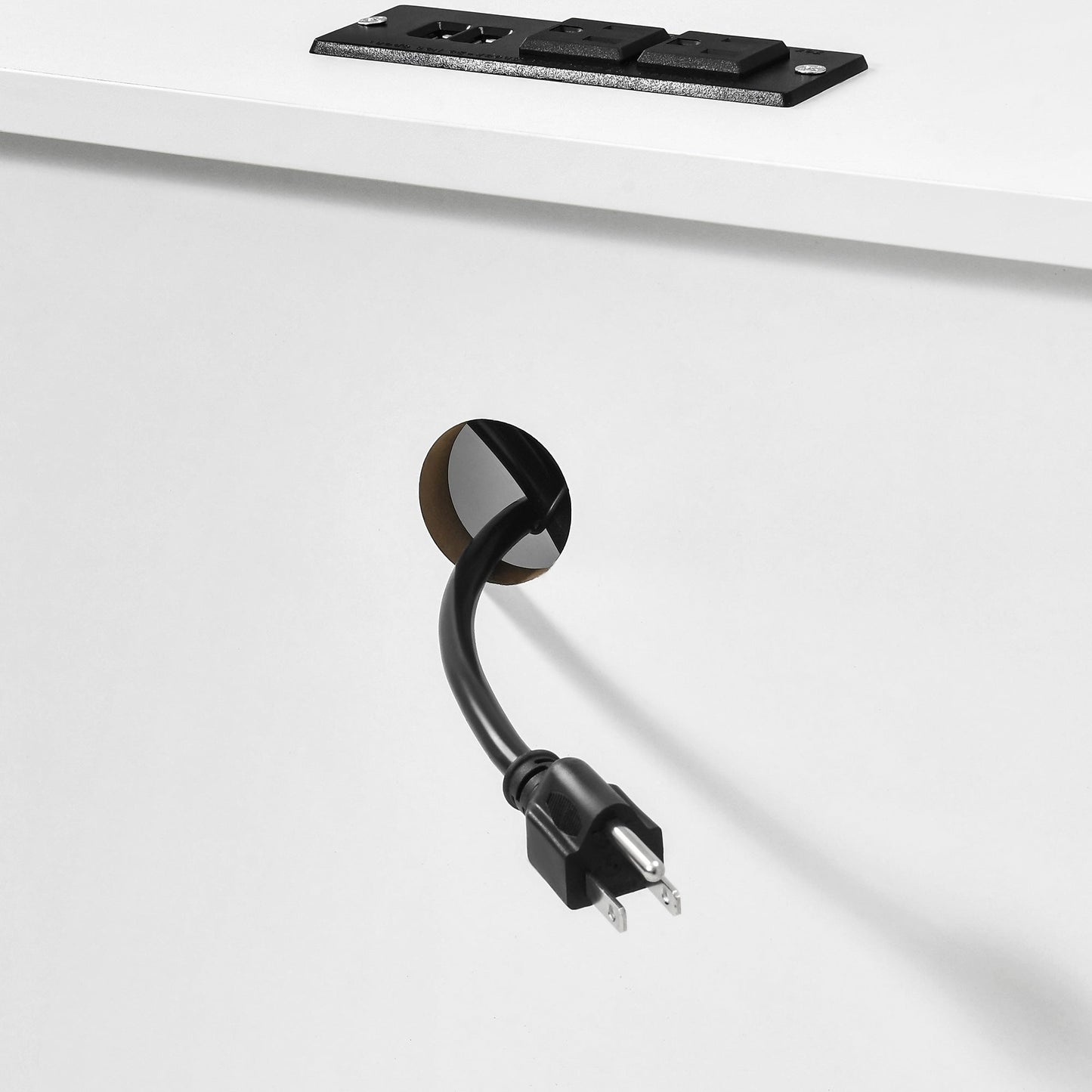 Set di 2 comodini con stazione di ricarica, tavolino laterale con 2 cassetti, porte USB e prese, comodino