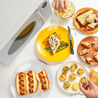 Forno a microonde da banco Nostalgia Retro da 0,9 piedi cubi