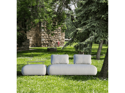 Madi Ottaman con tavolo