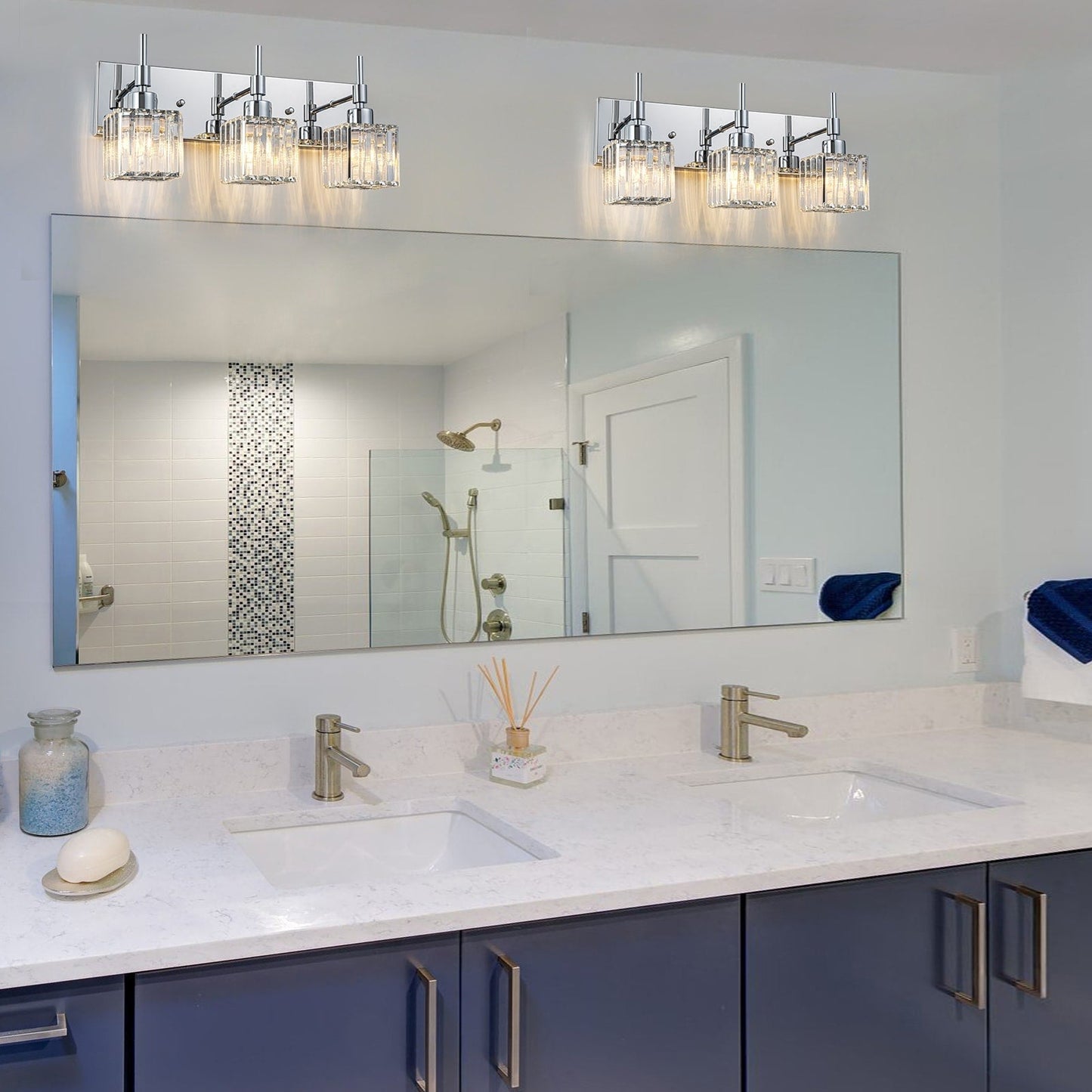 Ora Modern, lampade da bagno in cristallo dimmerabili sopra lo specchio, luci glamour per il bagno