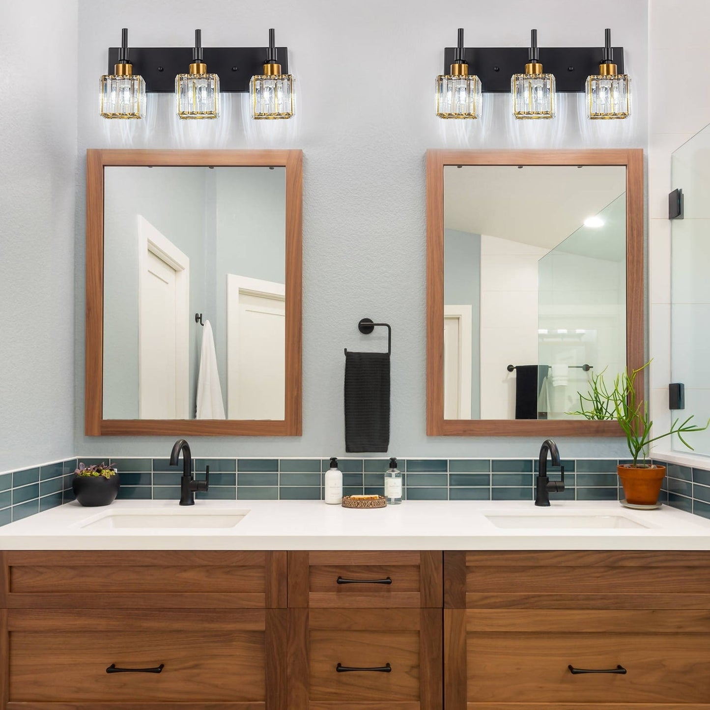 Ora Modern, lampade da bagno in cristallo dimmerabili sopra lo specchio, luci glamour per il bagno