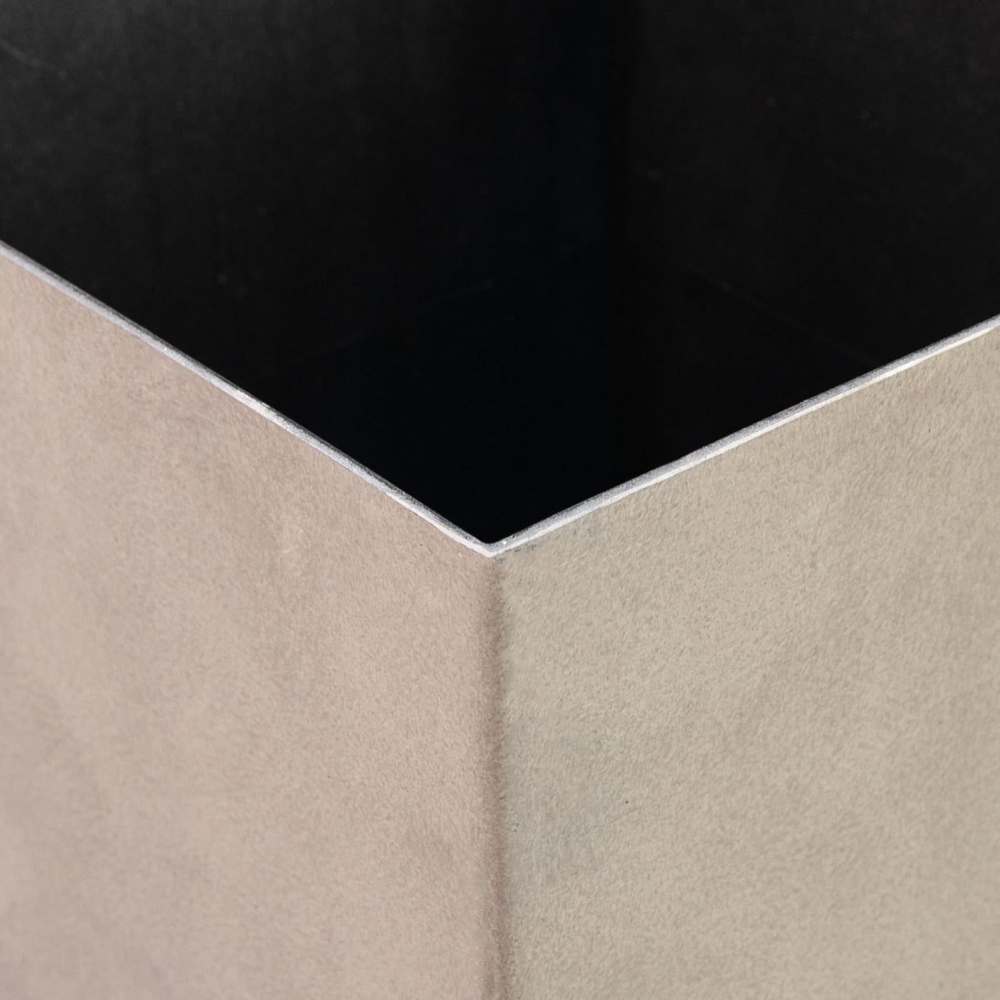 Outsunny 28 - Set di 3 vasi alti in plastica per fiori, grandi fioriere da giardino in plastica per interni ed esterni, per ingresso, patio, cortile