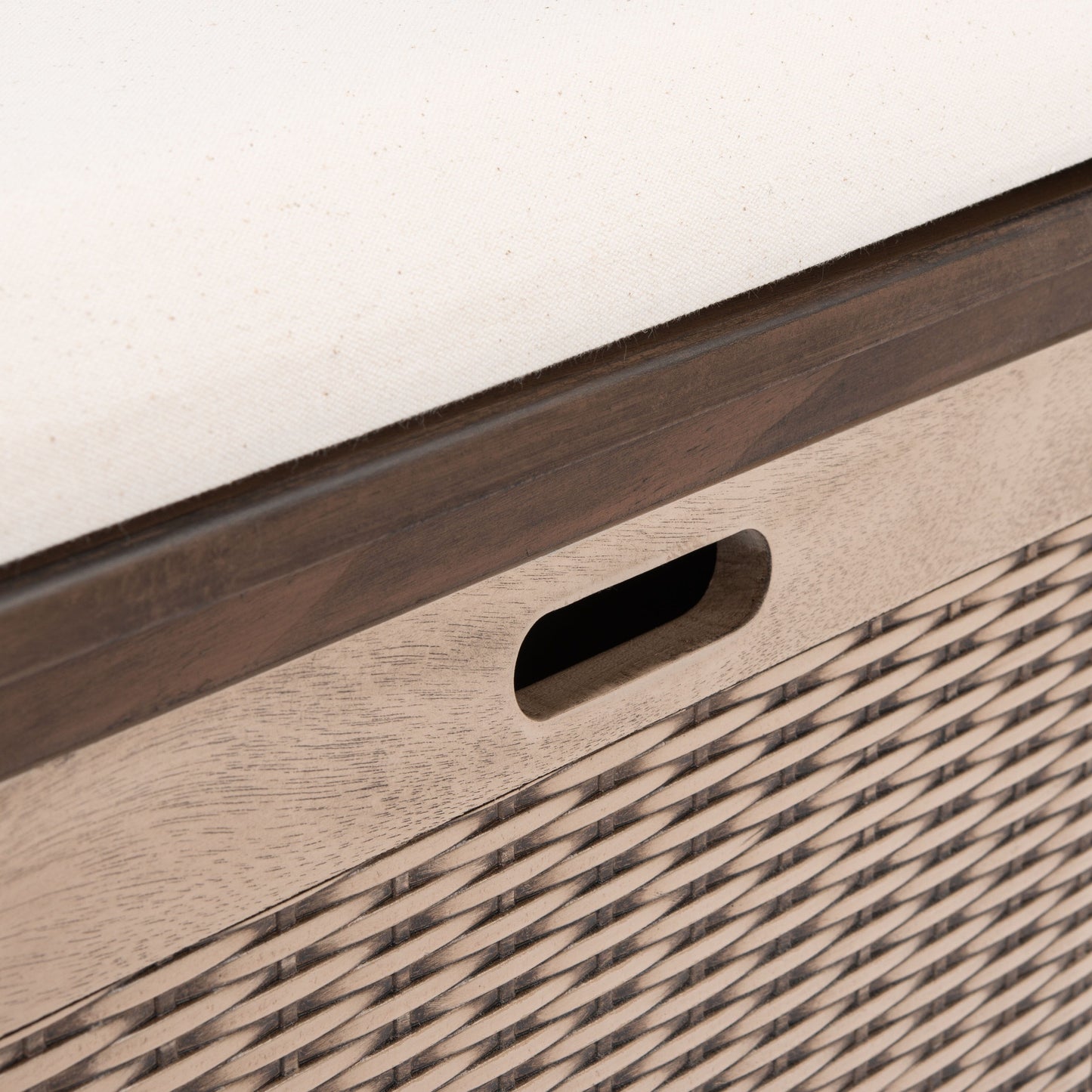 SAFAVIEH Fiorello panca portaoggetti a 3 cassetti con cuscino - 47,3 L x 15 P x 19 A - 47 L x 15 P x 19 A