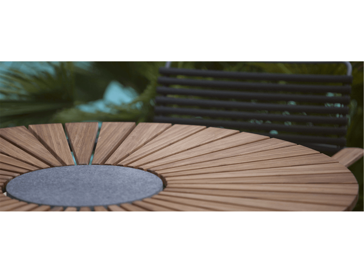 Tavolo da pranzo circolare in bambù