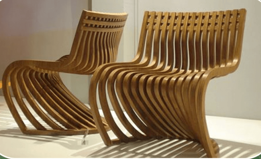 Poltrona in legno Pantosh