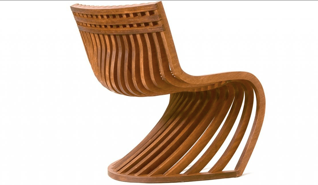 Poltrona in legno Pantosh