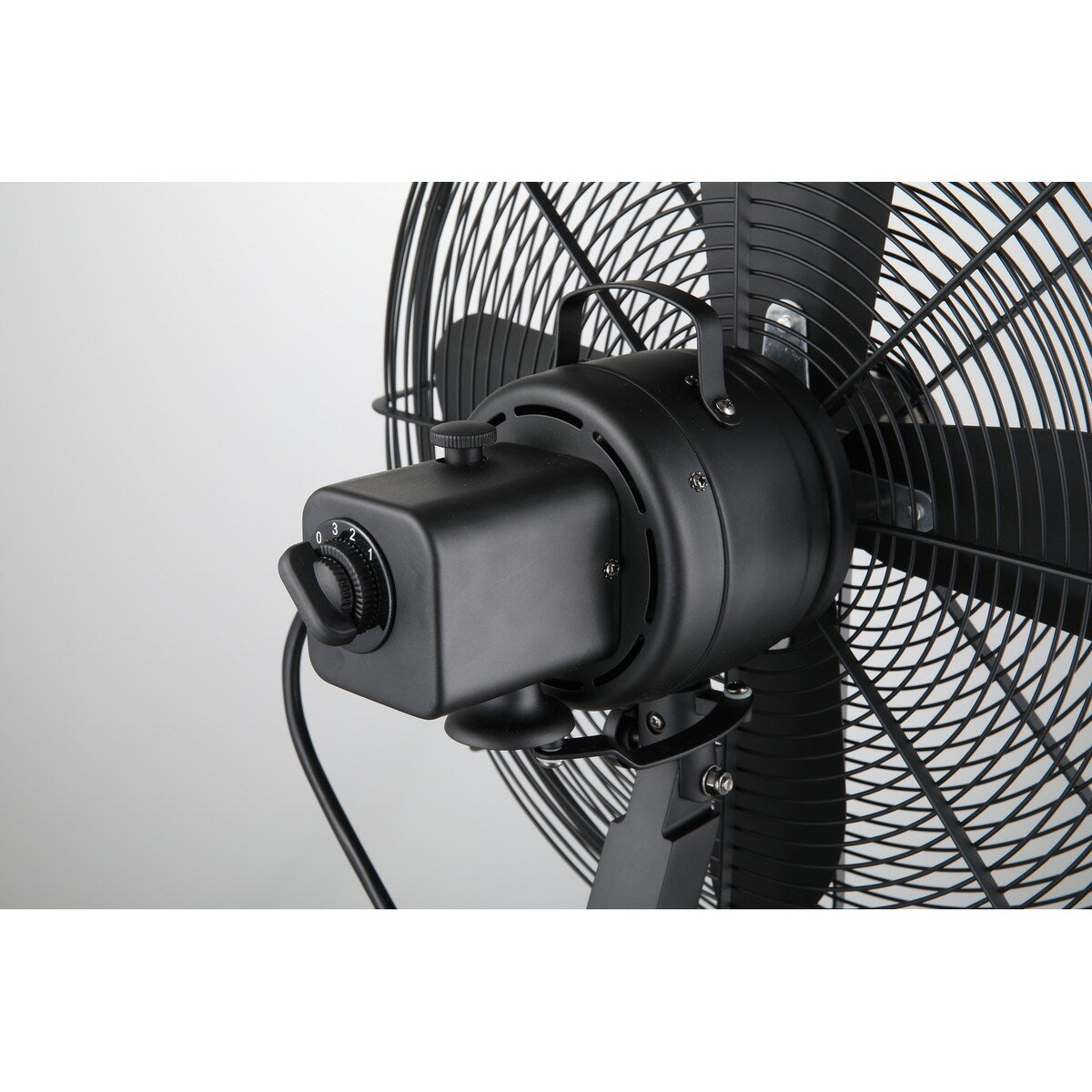 Ventilatore a piantana Star Fans Star Treppiede da 16 pollici con gambe in legno