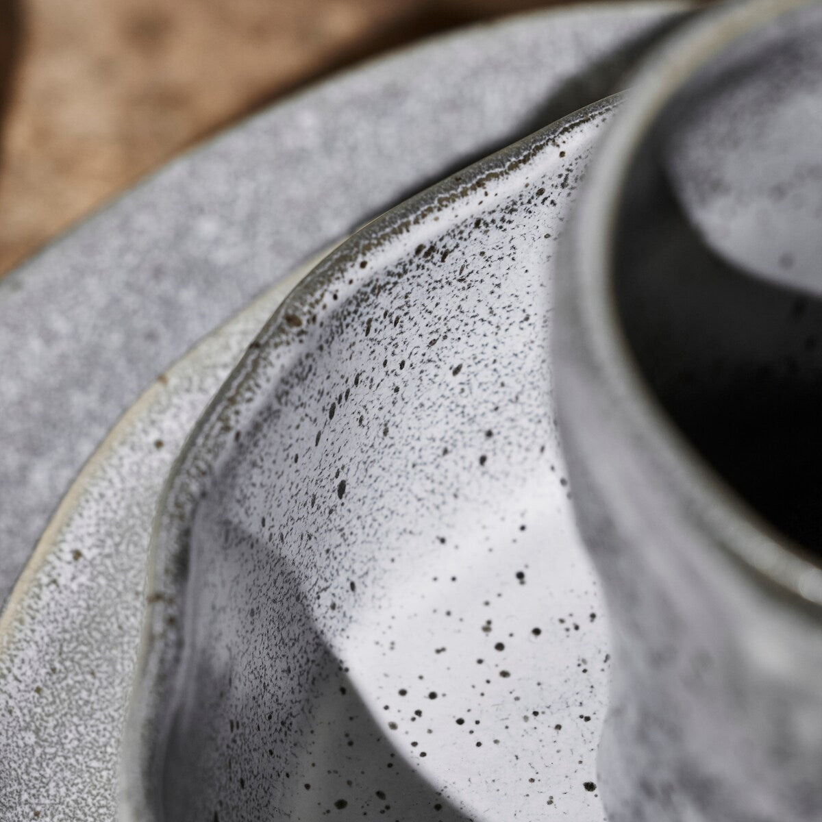 Servizio da tavola in gres ATIK Stone by Mercer Project