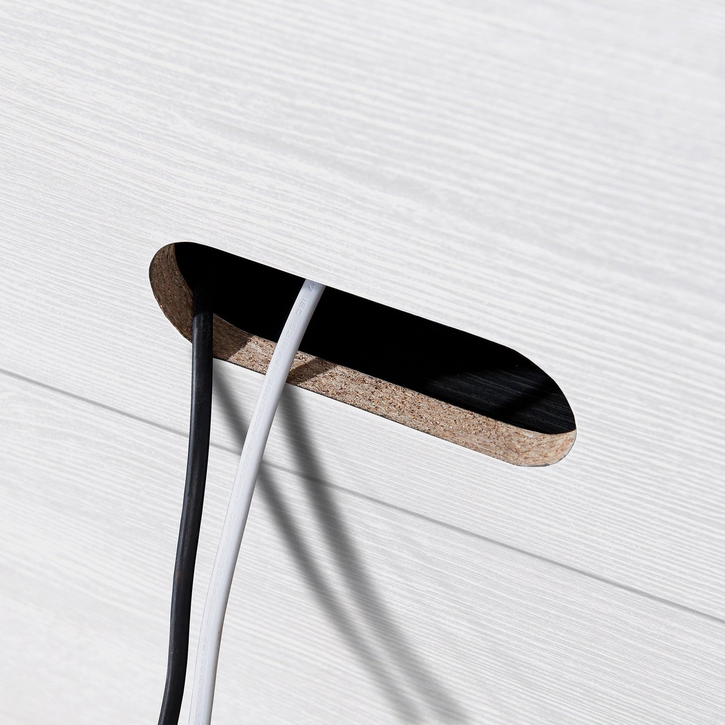 Supporto TV rettangolare Tillman per TV fino a 75