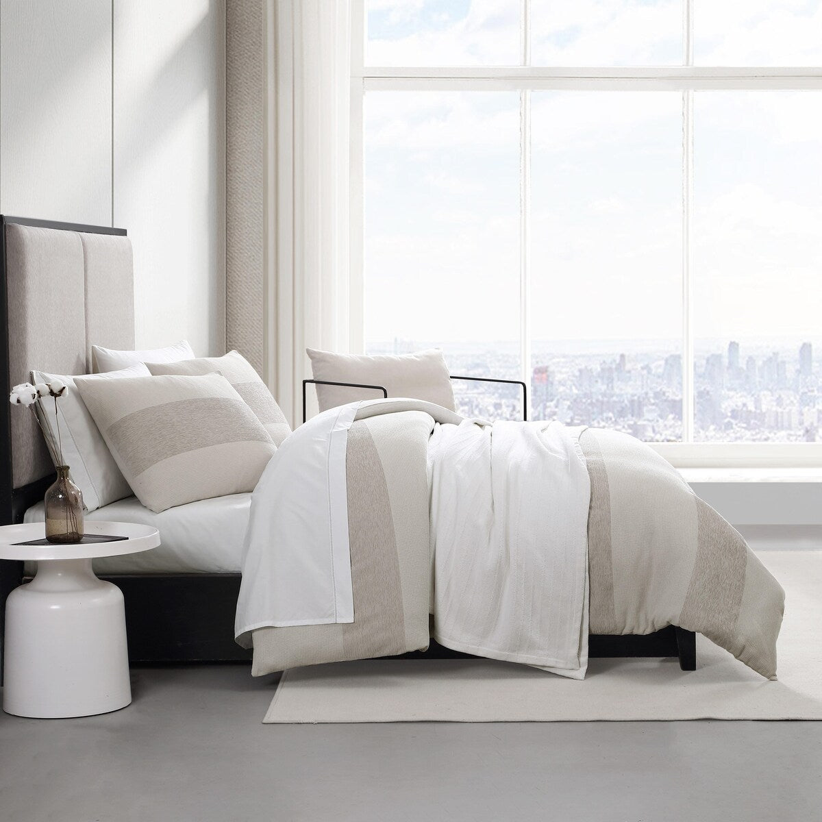 Set copripiumino beige a righe in ciniglia Vera Wang