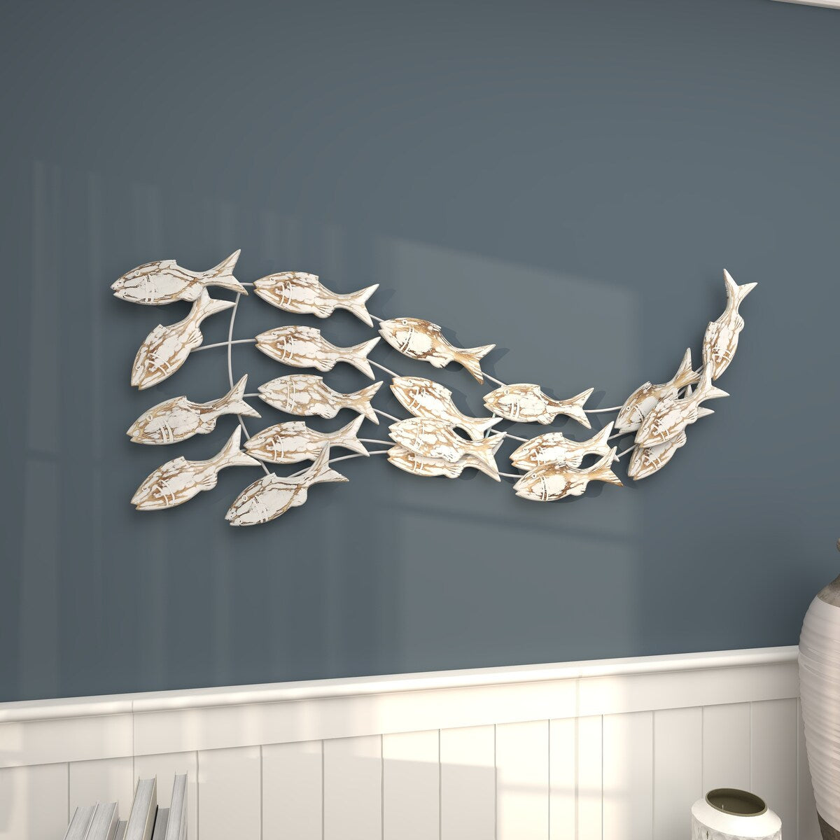 Decorazione murale per la casa a forma di pesce in legno fatto a mano con effetto anticato marrone - Bianco - Roche River Decor