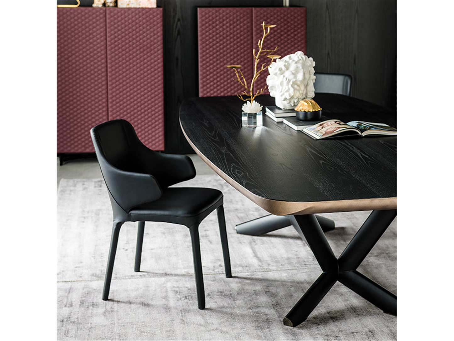 Tavolo da pranzo in legno piallato - 118W