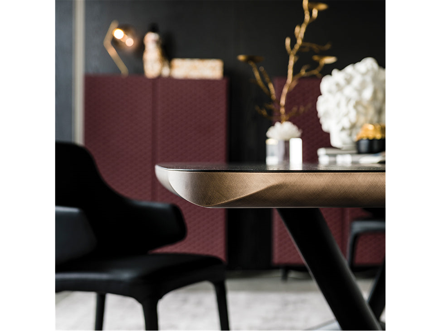 Tavolo da pranzo in legno piallato - 118W