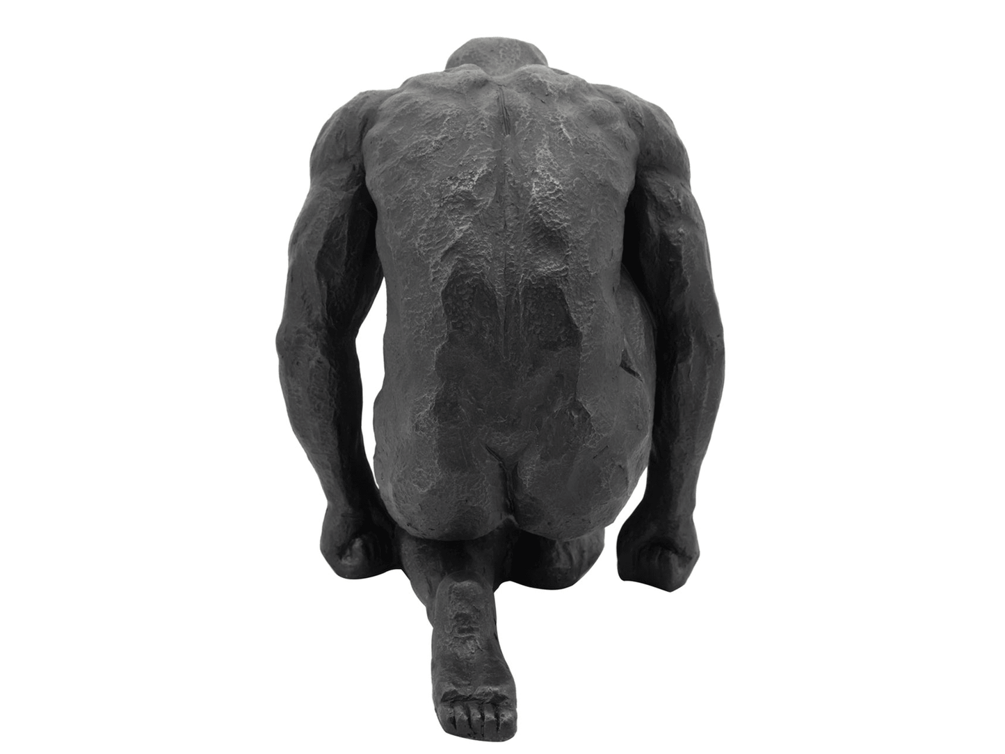 La scultura dell'uomo inginocchiato