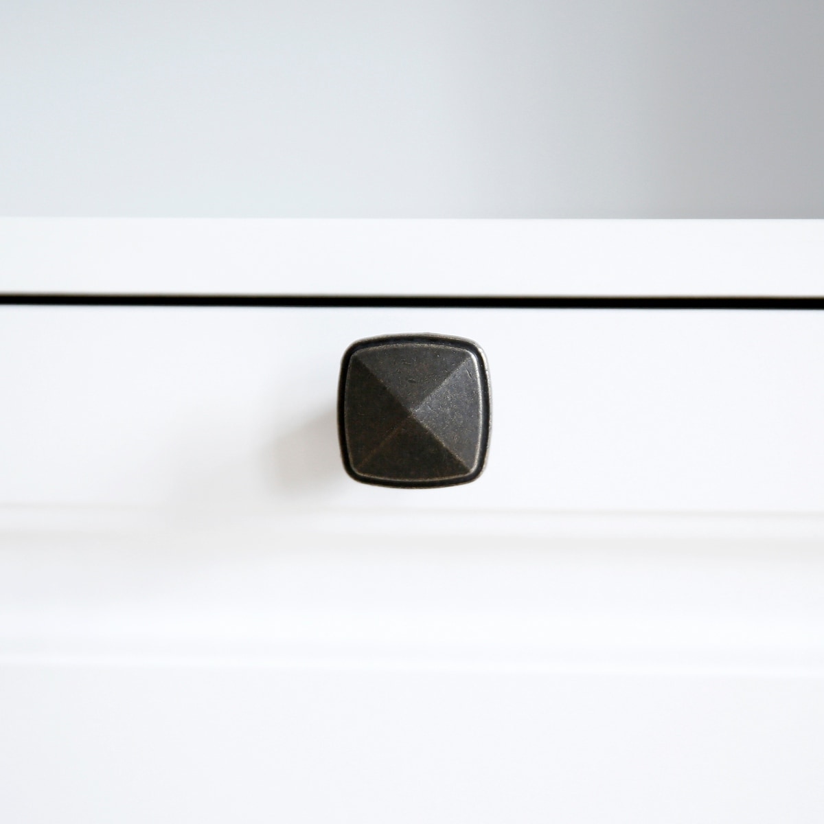 Stazione di alimentazione per cani Roomfitters con 2 ciotole rialzate per cani, stazione di alimentazione per animali domestici inclinabile