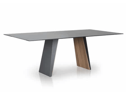 Tavolo da pranzo senza tempo